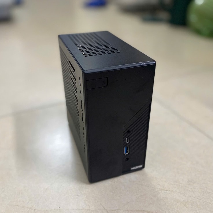 Mini PC ASRock DeskMini X300 Ryzen 5 5600G nhỏ gọn